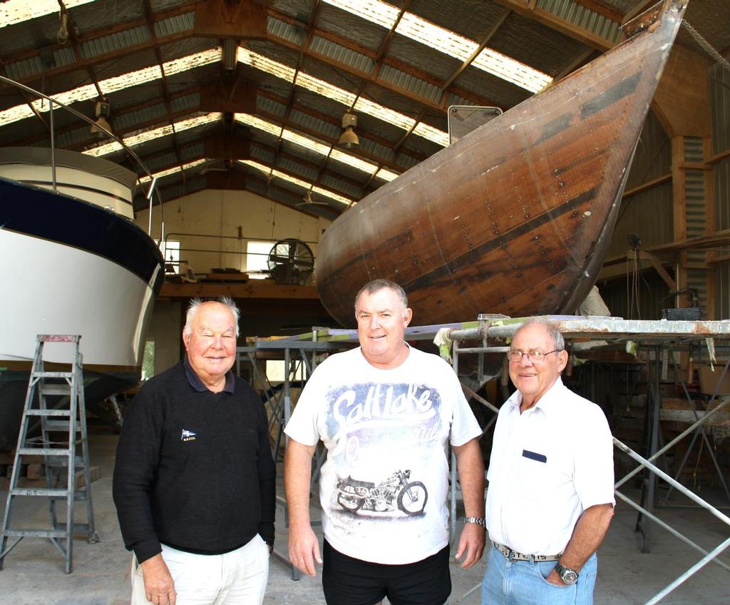 From left – John Street, Wayne Olsen and Chris Bouzaid at Horizon Boats - with Rainbow II - May 2014 © SW